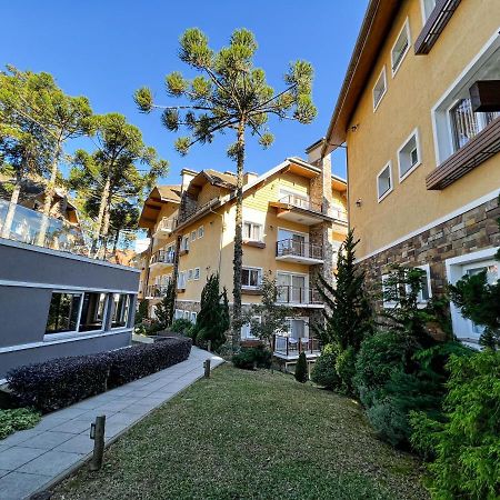 Apto Moderno Com Lareira, Piscina Aquecida E Infra Completo Em 그라마도 외부 사진