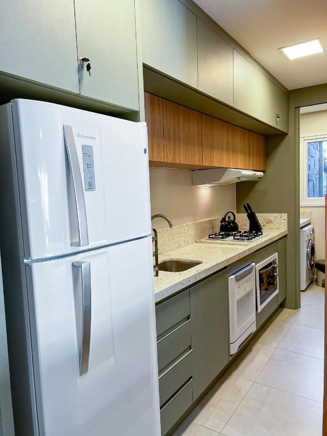 Apto Moderno Com Lareira, Piscina Aquecida E Infra Completo Em 그라마도 외부 사진