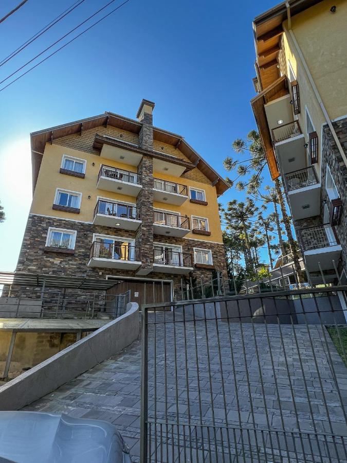 Apto Moderno Com Lareira, Piscina Aquecida E Infra Completo Em 그라마도 외부 사진