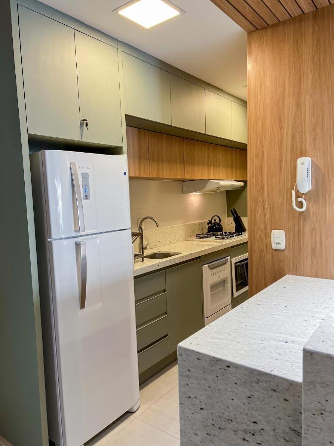 Apto Moderno Com Lareira, Piscina Aquecida E Infra Completo Em 그라마도 외부 사진